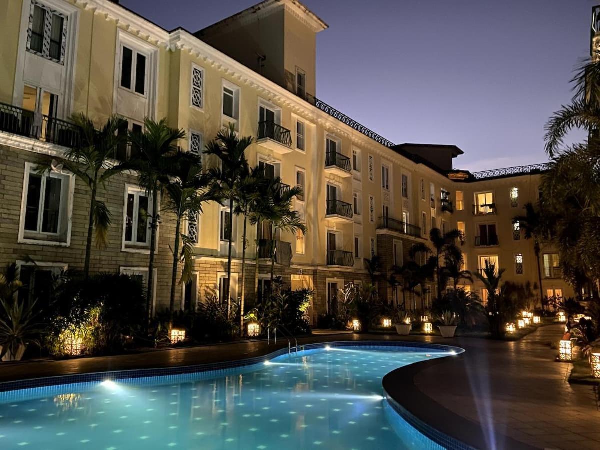 Areia De Goa Luxury Condo Арпора Екстериор снимка